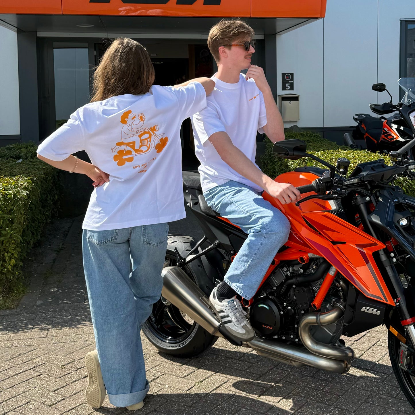 Sips and Cycles X Arch-E (KINGSDAY)